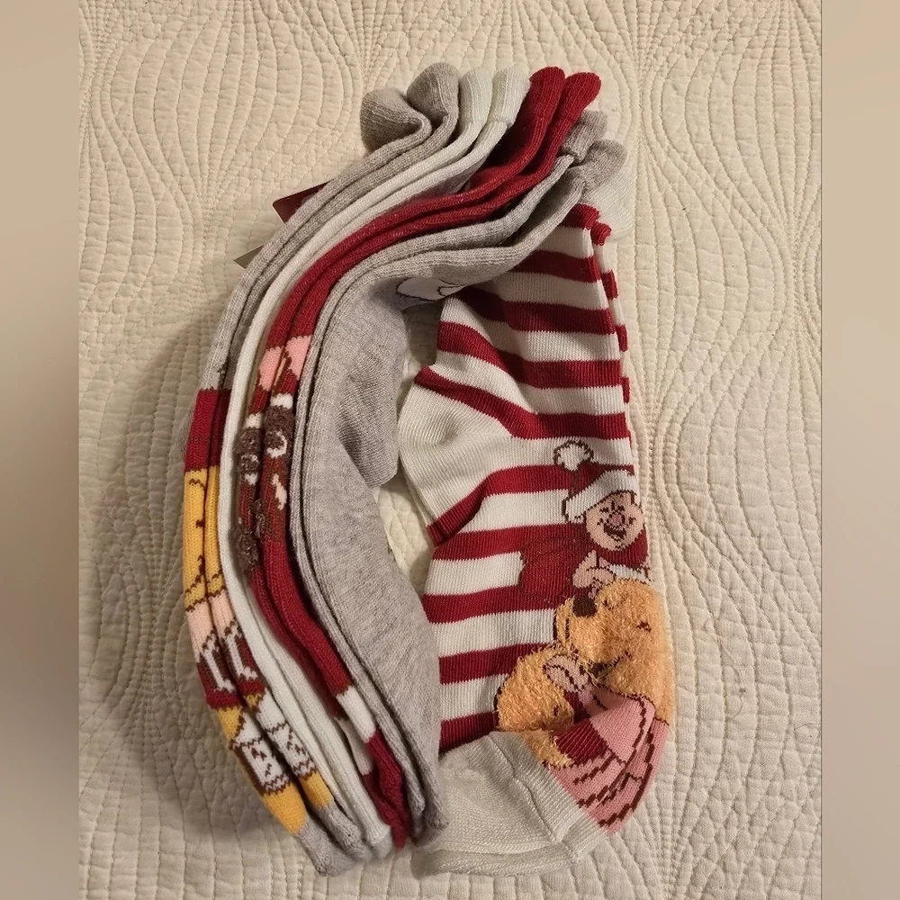 Disney Gray Socks with Winnie the Pooh Design
